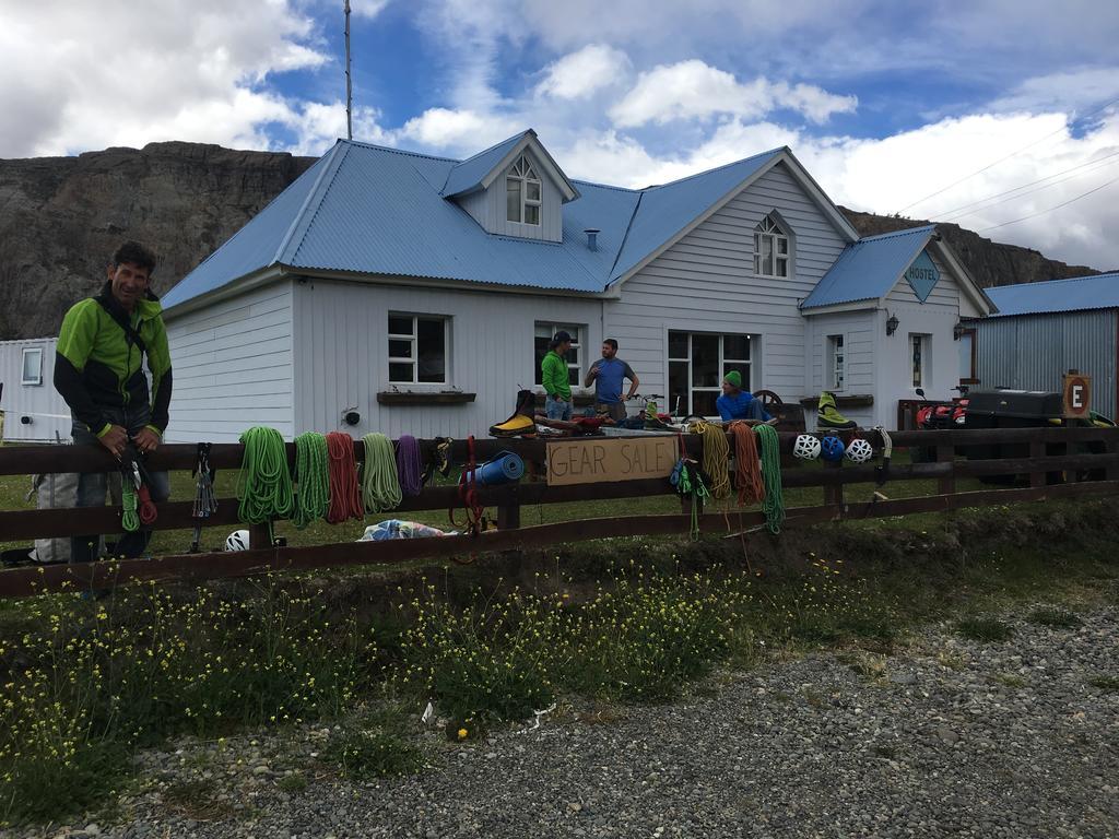 Lo De Trivi Hostel El Chalten Exterior photo