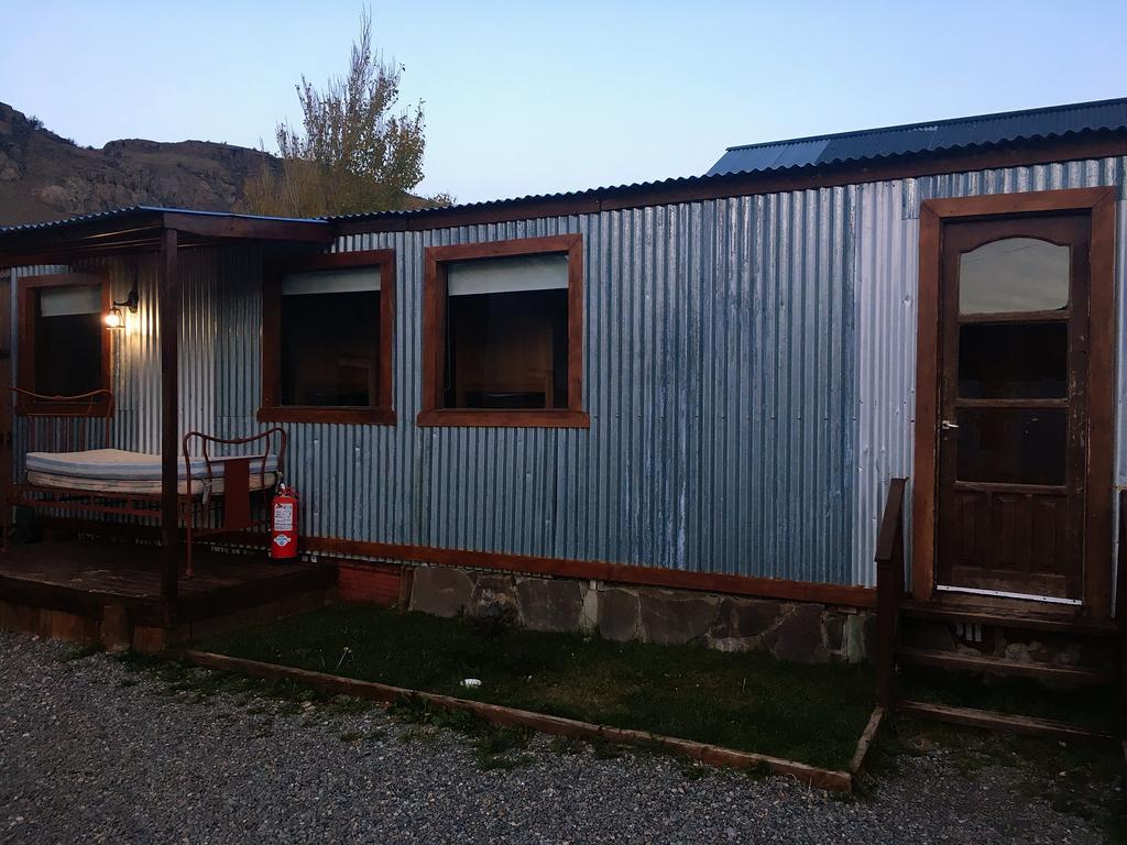 Lo De Trivi Hostel El Chalten Exterior photo